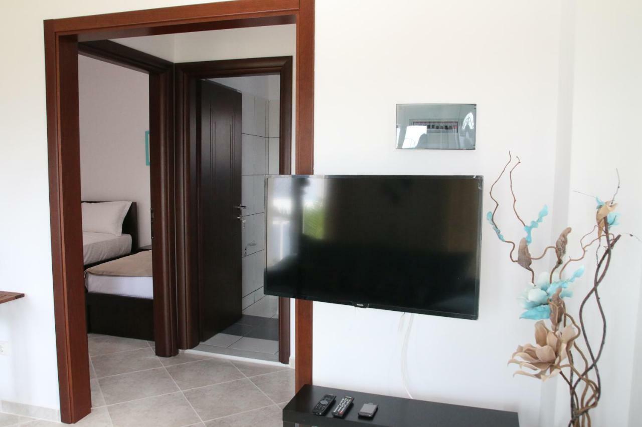 S&S Pura Vida Apartment Paliouri Exterior photo