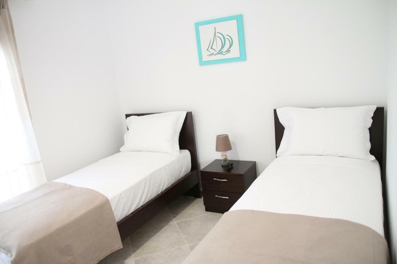 S&S Pura Vida Apartment Paliouri Exterior photo